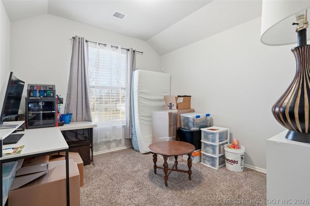 5421 Skylane Drive, Sand Springs, OK 74063