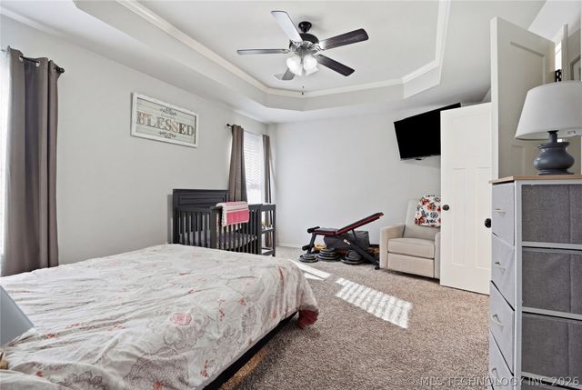 5421 Skylane Drive, Sand Springs, OK 74063