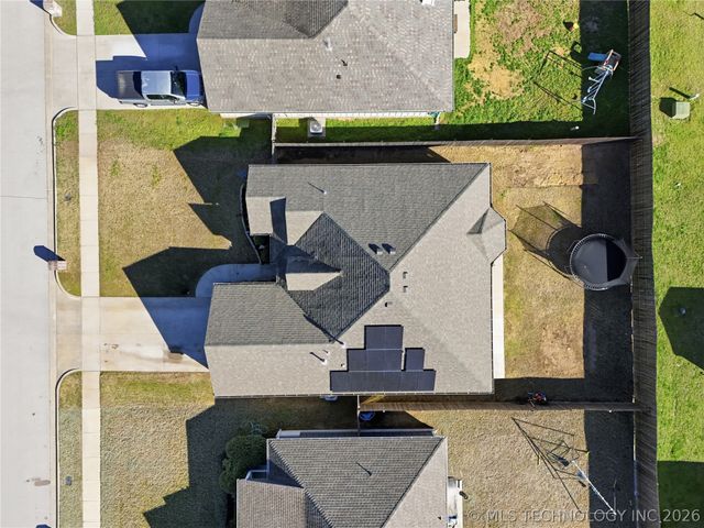 5421 Skylane Drive, Sand Springs, OK 74063