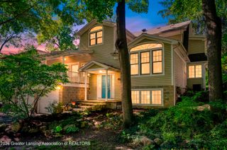 648 Sunset Lane, East Lansing, MI 48823