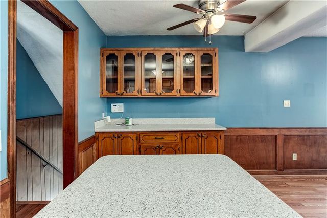 881 E 1st Street, Peculiar, MO 64078