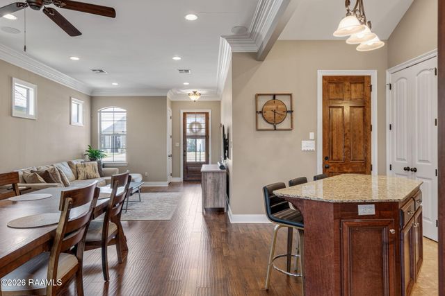102 Biscayne Lane, Lafayette, LA 70508