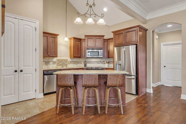 102 Biscayne Lane, Lafayette, LA 70508