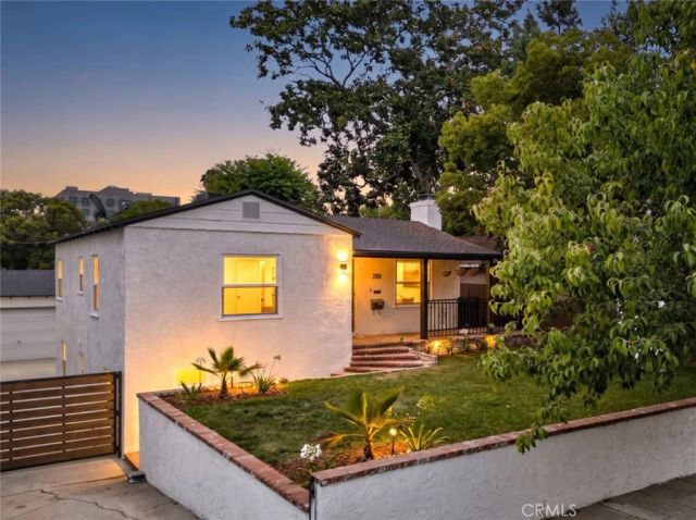 210 N Naomi Street, Burbank, CA 91505