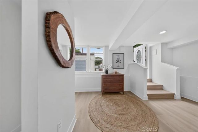 210 N Naomi Street, Burbank, CA 91505