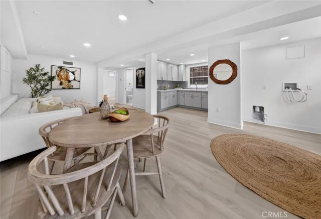 210 N Naomi Street, Burbank, CA 91505