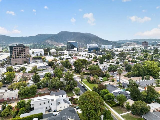 210 N Naomi Street, Burbank, CA 91505