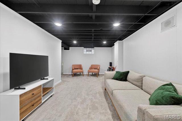 7056 Oleatha Avenue, St Louis, MO 63139