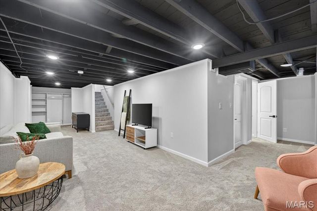 7056 Oleatha Avenue, St Louis, MO 63139