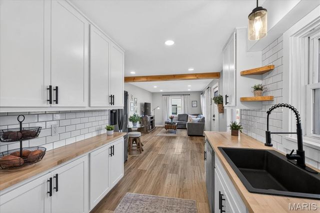 7056 Oleatha Avenue, St Louis, MO 63139