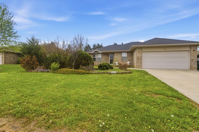 262 W Libby Drive, Springfield, MO 65803