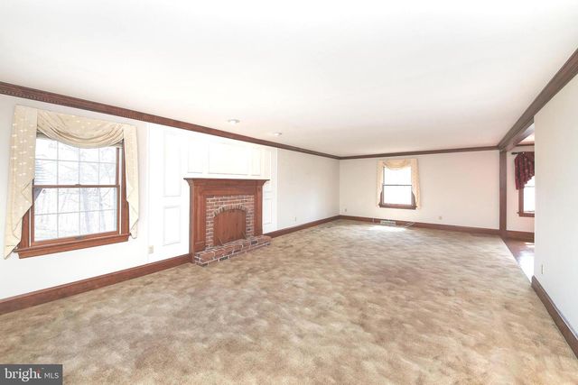 837 RISING SUN RD, Telford, PA 18969