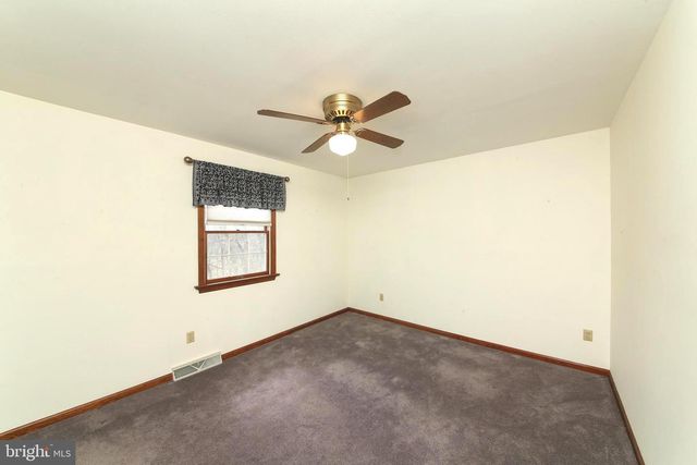 837 RISING SUN RD, Telford, PA 18969