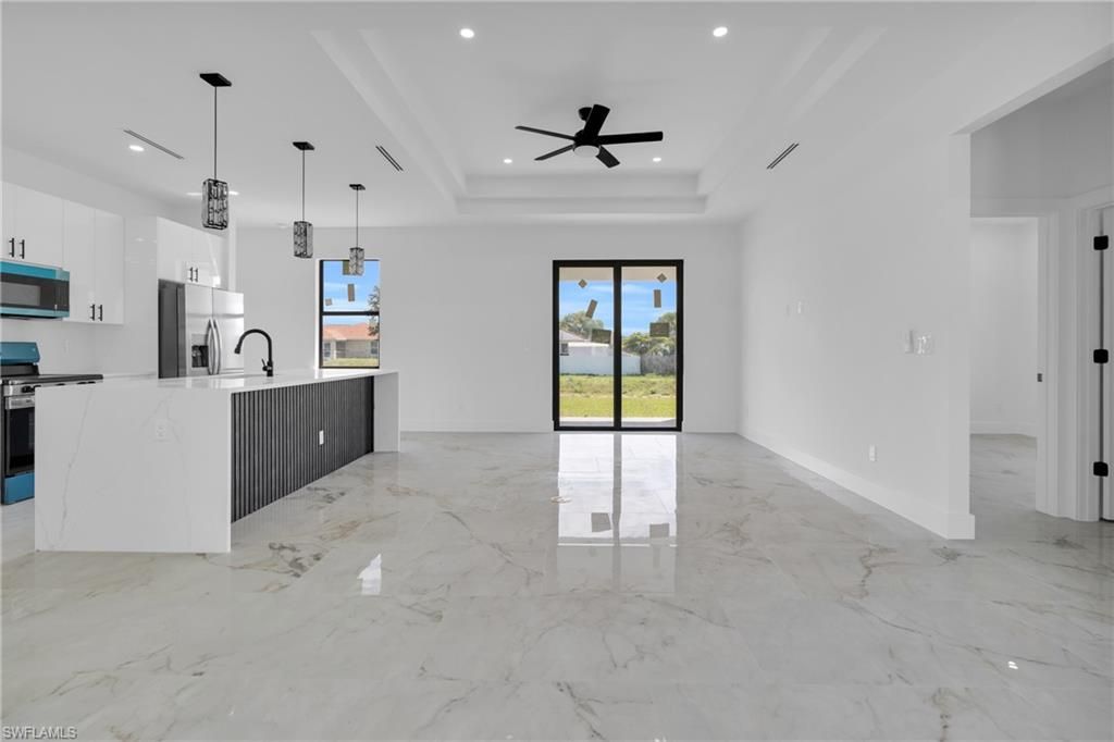1031 Cedartree AVE, LEHIGH ACRES, FL 33971 — photo 3