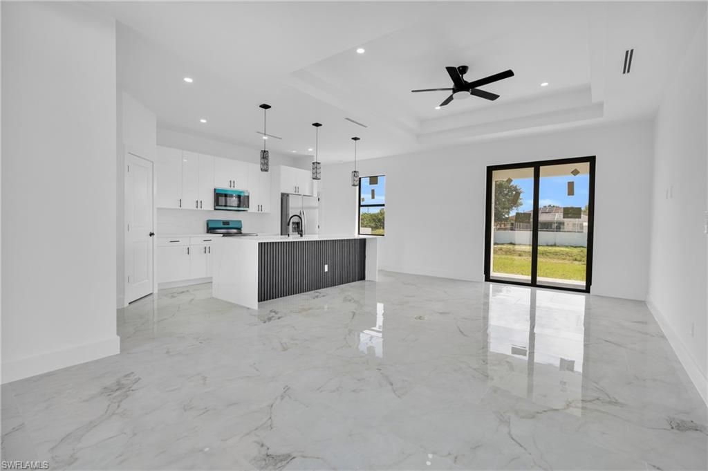 1031 Cedartree AVE, LEHIGH ACRES, FL 33971 — photo 4