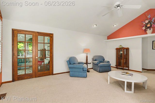 41945 Hillview Drive, Sterling Heights, MI 48314