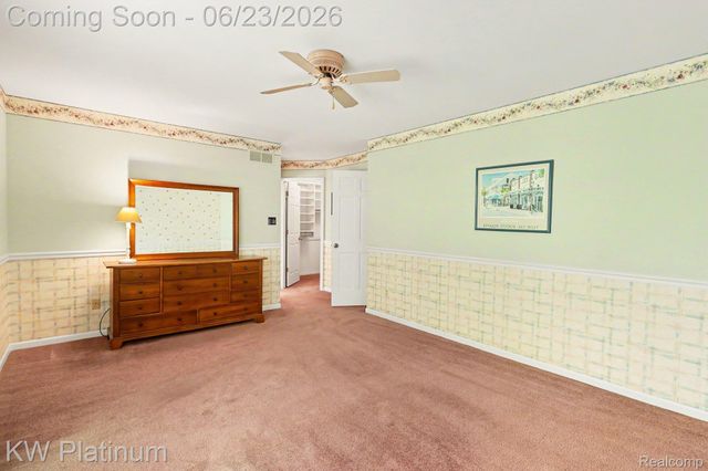41945 Hillview Drive, Sterling Heights, MI 48314