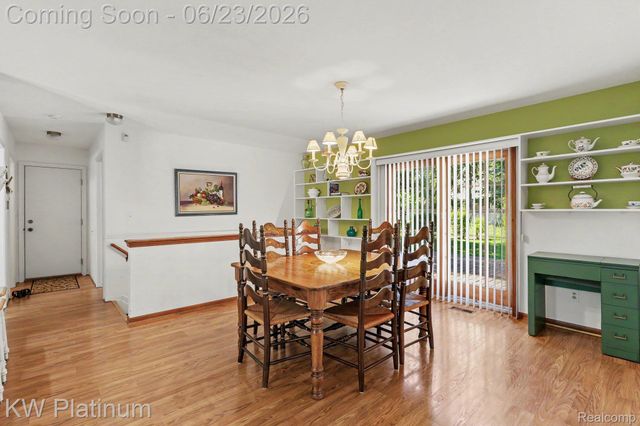41945 Hillview Drive, Sterling Heights, MI 48314