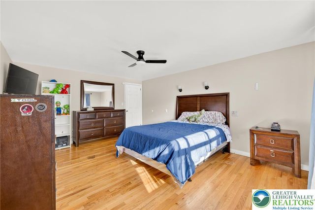 2301 Washington Street 2301, Allentown City, PA 18104