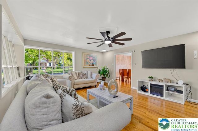 2301 Washington Street 2301, Allentown City, PA 18104