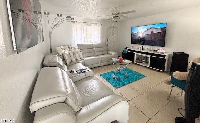 1342 SE 2nd AVE 2, Cape Coral, FL 33990