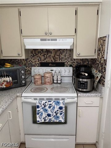 1342 SE 2nd AVE 2, Cape Coral, FL 33990