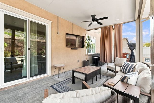 11698 Starlily Court, Corona, CA 92883
