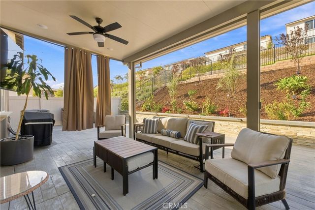 11698 Starlily Court, Corona, CA 92883