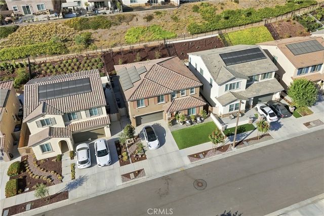 11698 Starlily Court, Corona, CA 92883