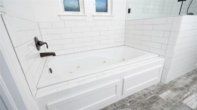 13529 Cobblestone Curve Road, Oklahoma City, OK 73142