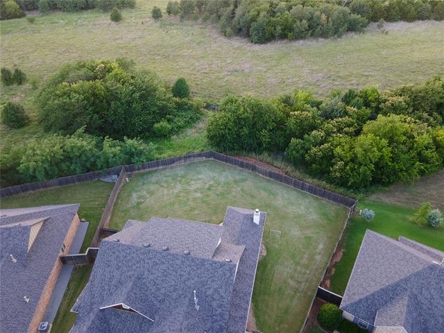 13529 Cobblestone Curve Road, Oklahoma City, OK 73142