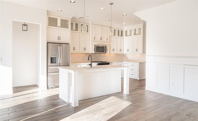 13529 Cobblestone Curve Road, Oklahoma City, OK 73142