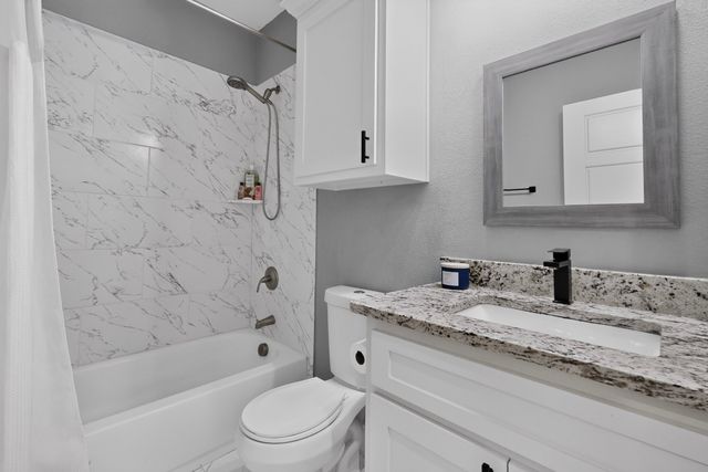 909 Marcellus Court, Arlington, TX 76011