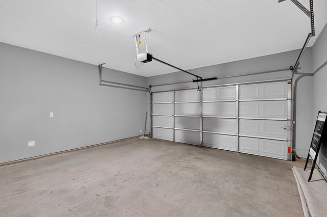 909 Marcellus Court, Arlington, TX 76011