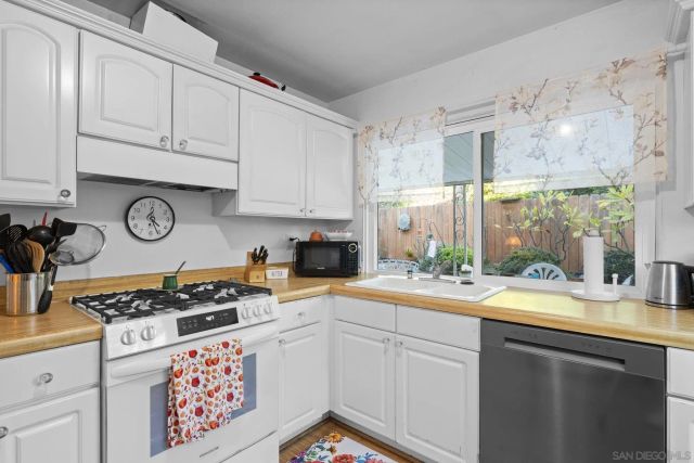 1682 Saddlehorn Dr, San Marcos, CA 92069