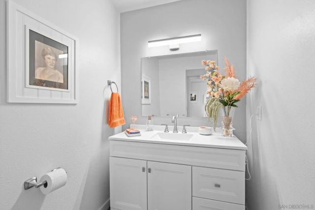 1682 Saddlehorn Dr, San Marcos, CA 92069