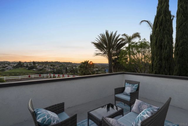 1682 Saddlehorn Dr, San Marcos, CA 92069