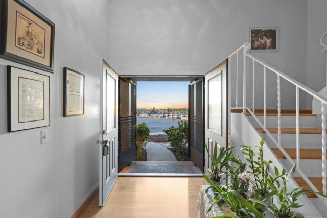 1682 Saddlehorn Dr, San Marcos, CA 92069