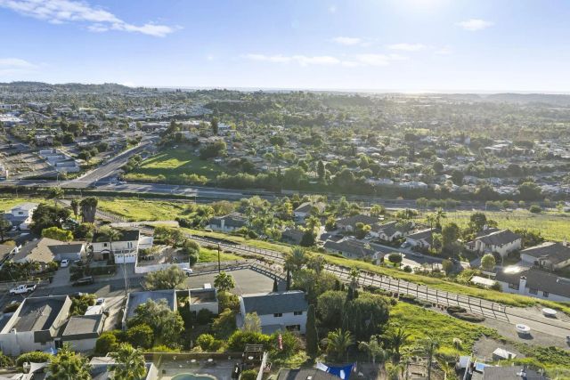 1682 Saddlehorn Dr, San Marcos, CA 92069