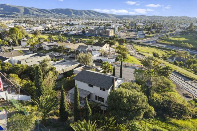 1682 Saddlehorn Dr, San Marcos, CA 92069