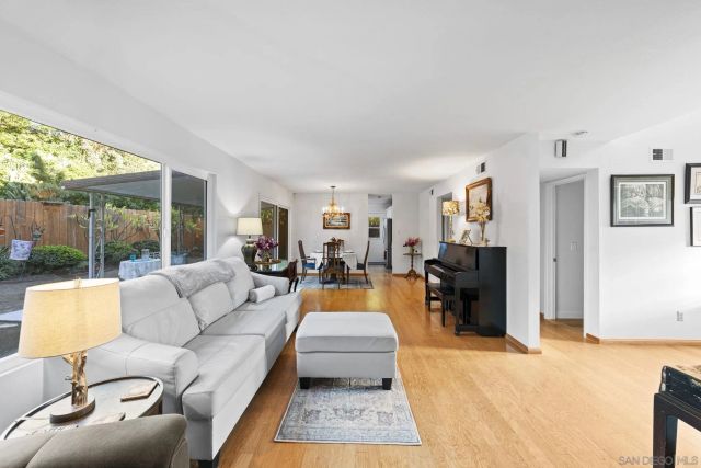 1682 Saddlehorn Dr, San Marcos, CA 92069