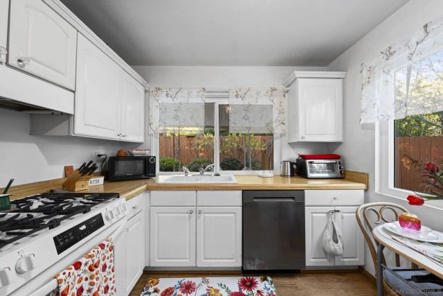 1682 Saddlehorn Dr, San Marcos, CA 92069