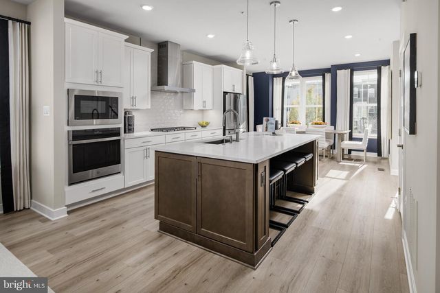 6648 CAMDEN ST, Middle River, MD 21220