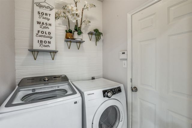 4136 Creekhollow Drive, Carrollton, TX 75010