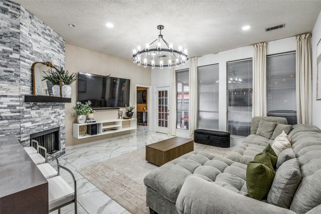 4136 Creekhollow Drive, Carrollton, TX 75010