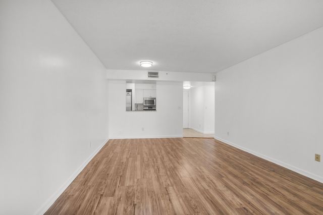 1341 SE 3RD Avenue 112, Dania Beach, FL 33004