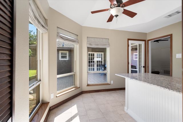 2926 Cripple Creek Trail, Grapevine, TX 76051