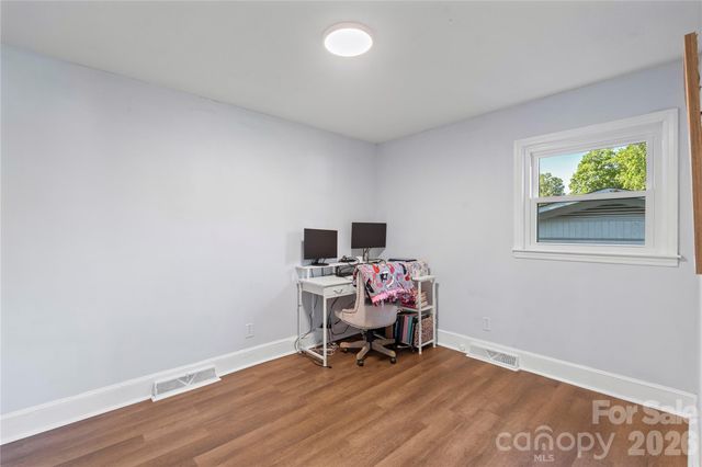 3629 Sargeant Drive, Charlotte, NC 28217