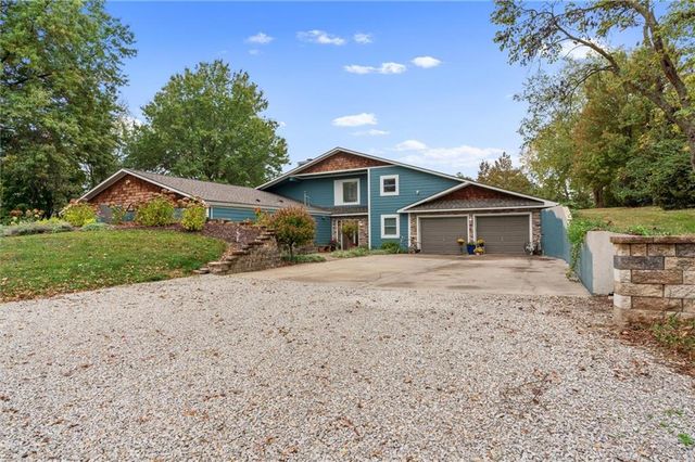 1606 Lynn Road, Excelsior Springs, MO 64024