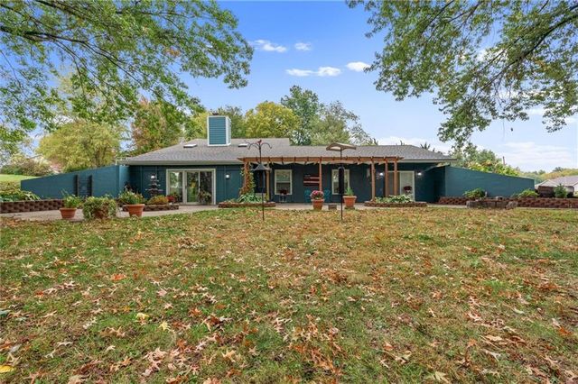 1606 Lynn Road, Excelsior Springs, MO 64024